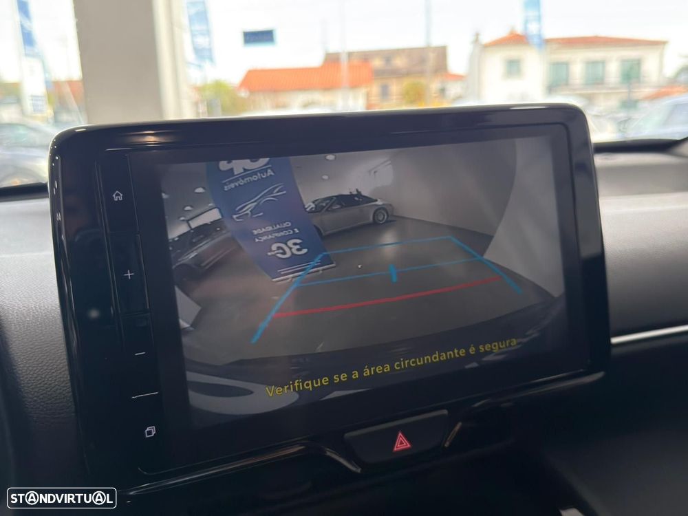 Toyota Yaris Cross 1.5 HDF Comfort Plus - 10