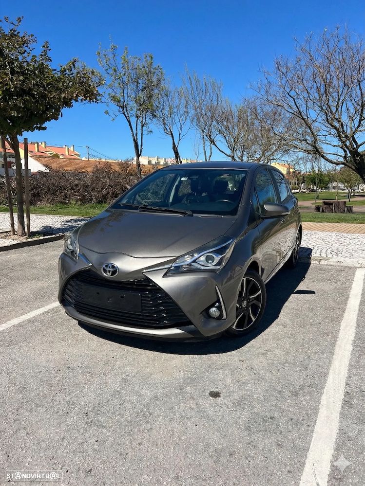 Toyota Yaris - 1