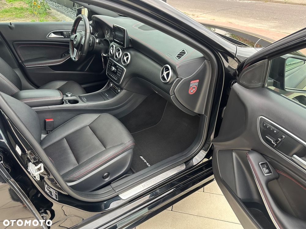 Mercedes-Benz Klasa A 200 CDI 4Matic 7G-DCT AMG Line - 10