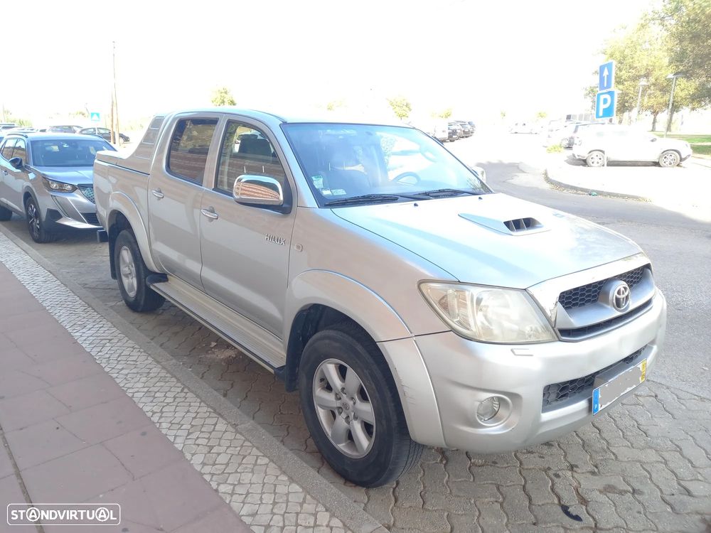 Toyota Hilux 2.5 D-4D 4WD CD CM PM+AC - 8