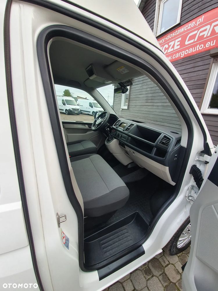 Volkswagen Transporter - 21