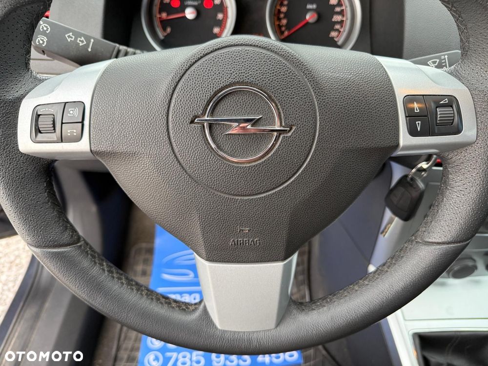 Opel Astra 1.6 Cosmo - 21