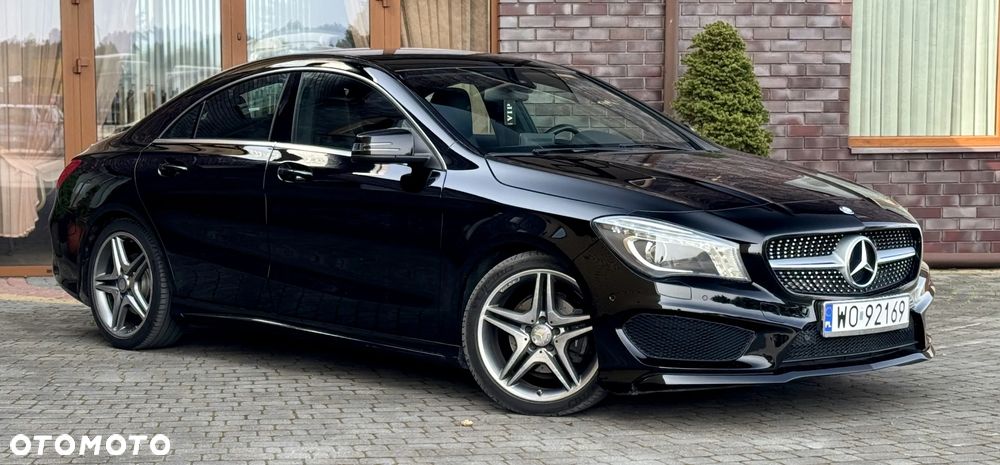 Mercedes-Benz CLA 180 7G-DCT AMG Line - 10