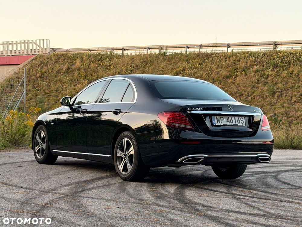 Mercedes-Benz Klasa E 220 d 4-Matic 9G-TRONIC - 5