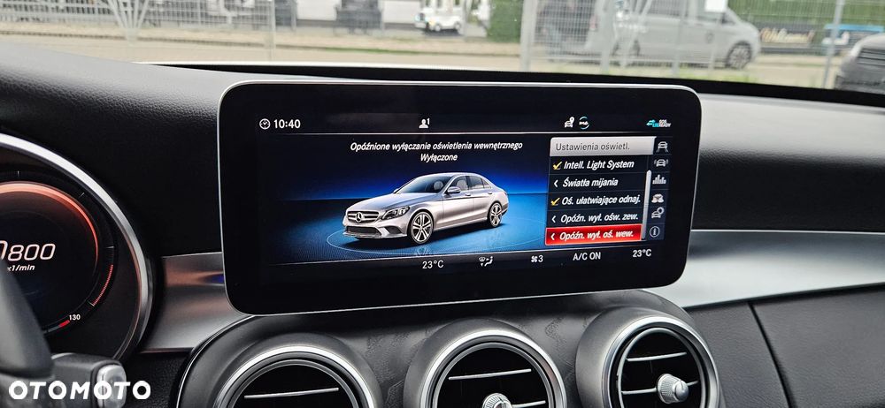 Mercedes-Benz Klasa C 220 d 4Matic 9G-TRONIC AMG Line - 33