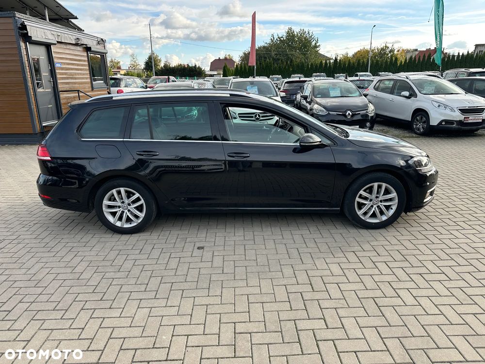 Volkswagen Golf - 35