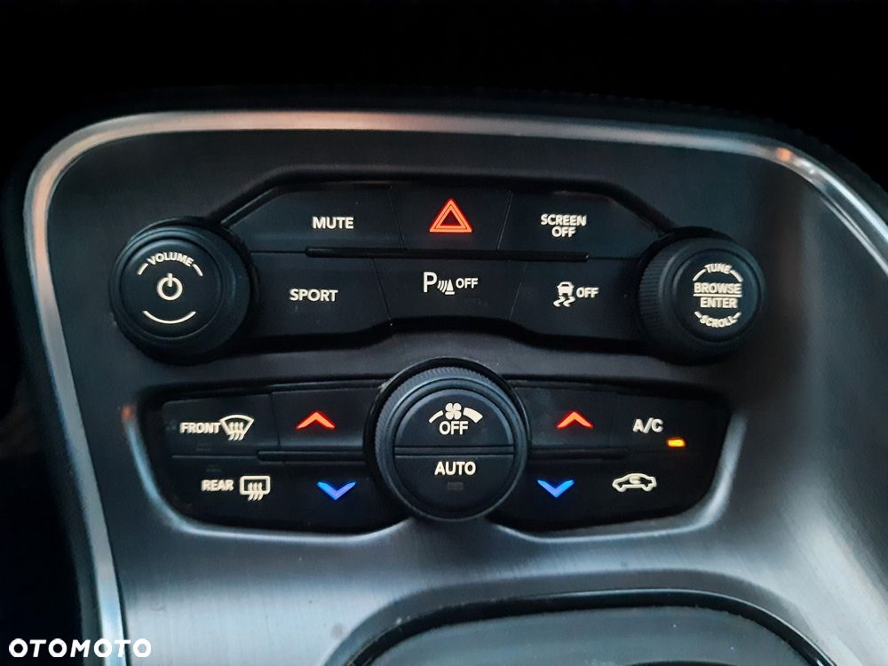 Dodge Challenger 3.6 SXT - 36