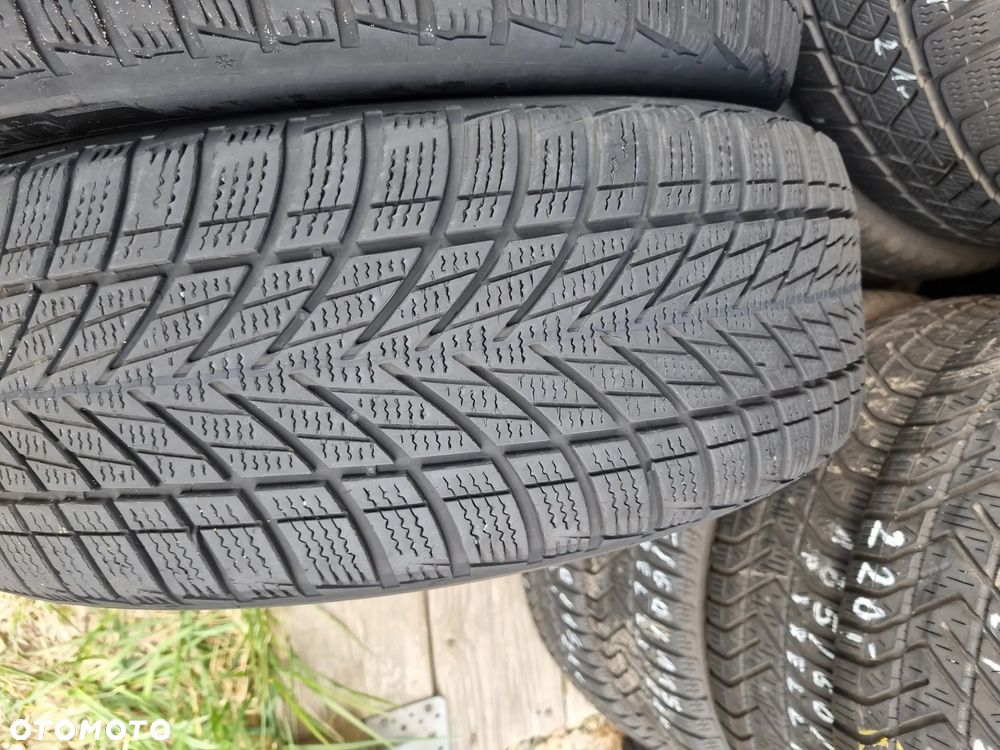 Opony GOODYEAR ULTRAGRIP PERFORMANCE 3 205/55R17 95V 2025r,2x5,3mm bd stan - 3
