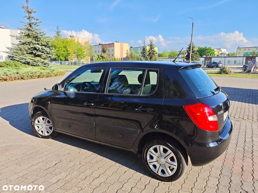 Skoda Fabia - 4