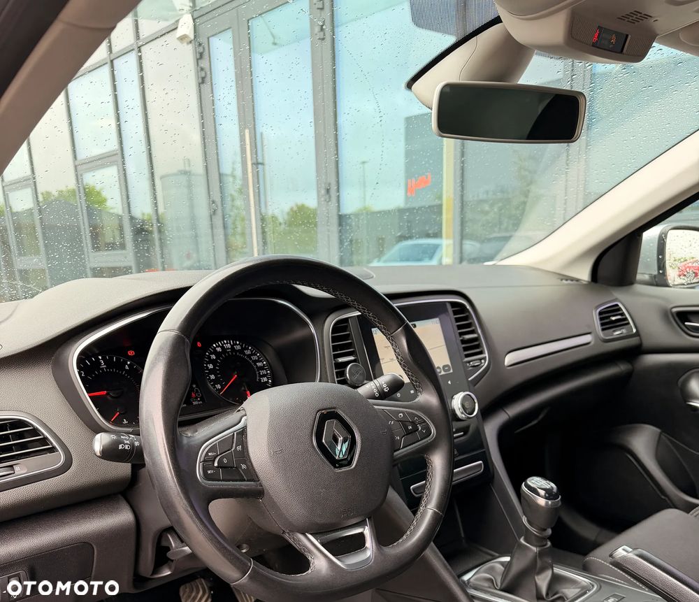 Renault Megane 1.5 Blue dCi Zen - 11