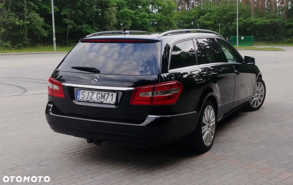 Mercedes-Benz Klasa E 250 CDI 4-Matic Elegance - 22