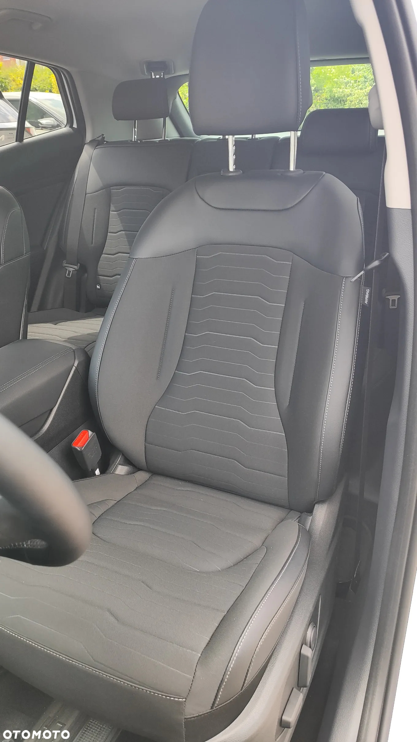 Kia Sportage 1.6 T-GDI HEV Business Line 2WD - 15