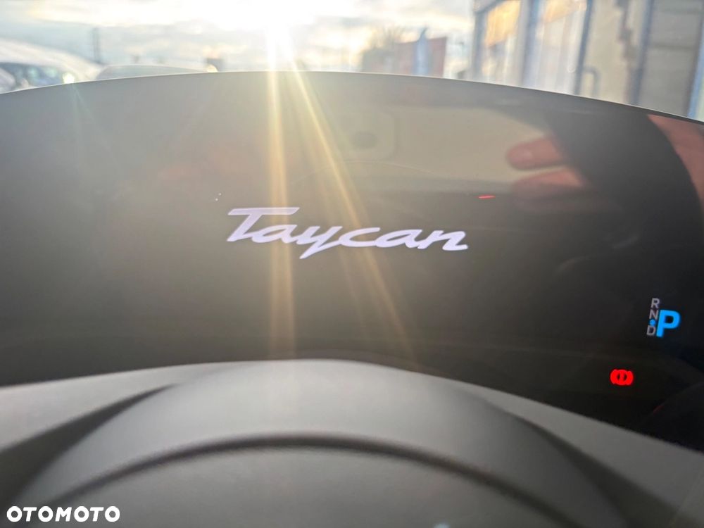 Porsche Taycan - 2