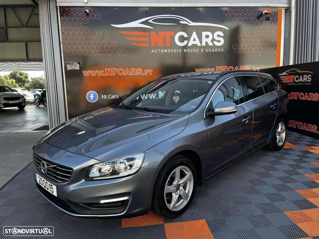 Volvo V60 2.0 D2 Momentum Drive - 1
