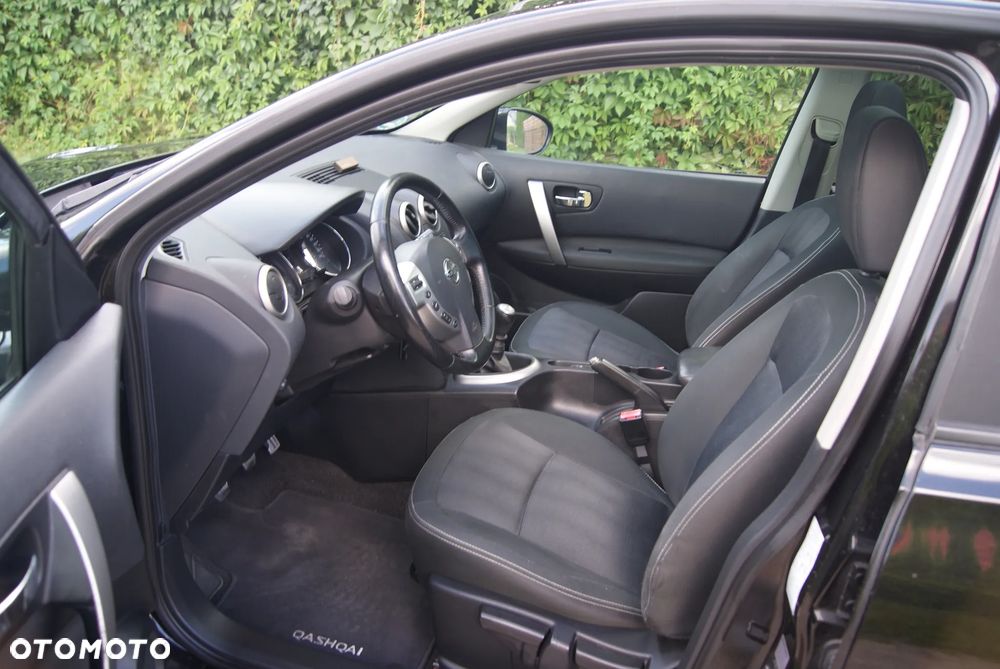 Nissan Qashqai 2.0 dCi DPF I-Way - 6