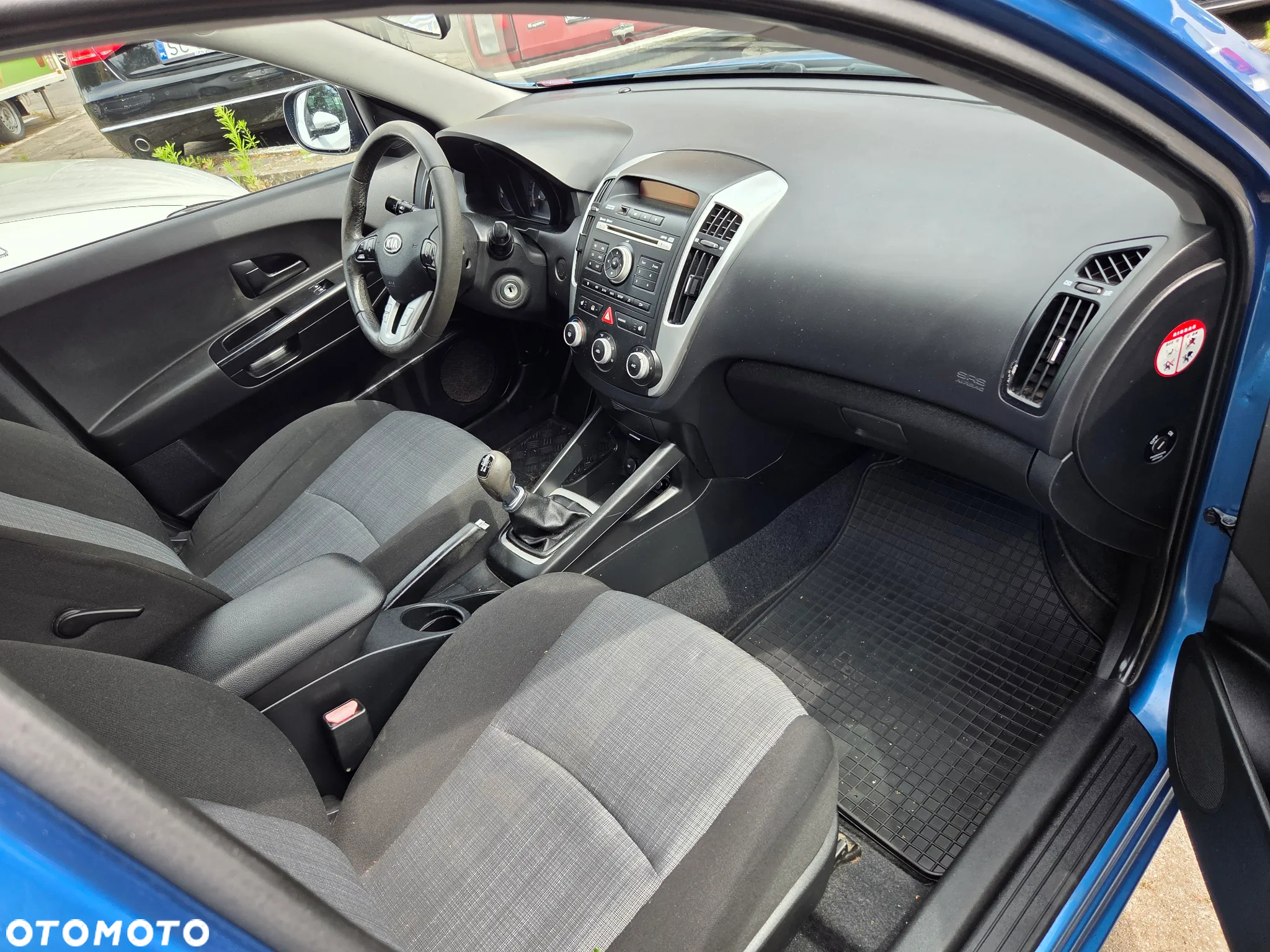 Kia Ceed 1.4 CVVT Dream-Team Edition - 7