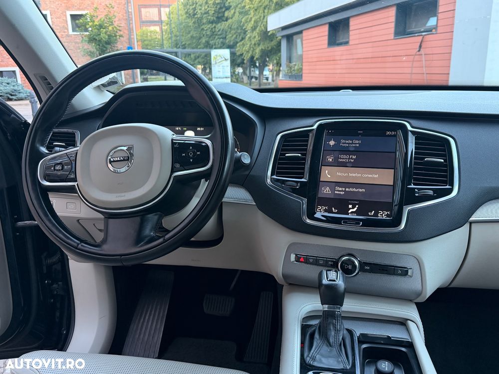 Volvo XC 90 D5 AWD Geartronic Kinetic - 9