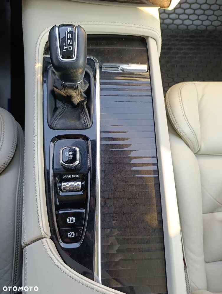 Volvo XC 90 T6 AWD Geartronic Inscription - 14