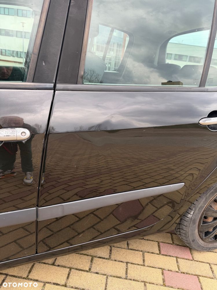 Renault Modus 1.6 16V Dynamique - 25