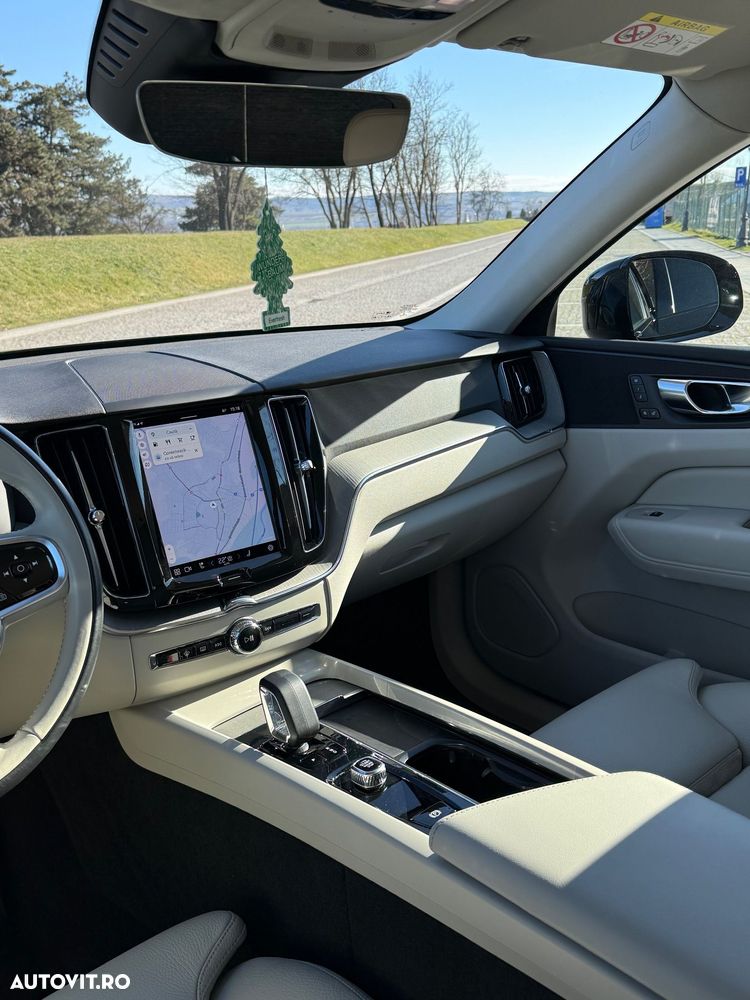Volvo XC 60 B4 D AWD Geartronic Inscription - 17