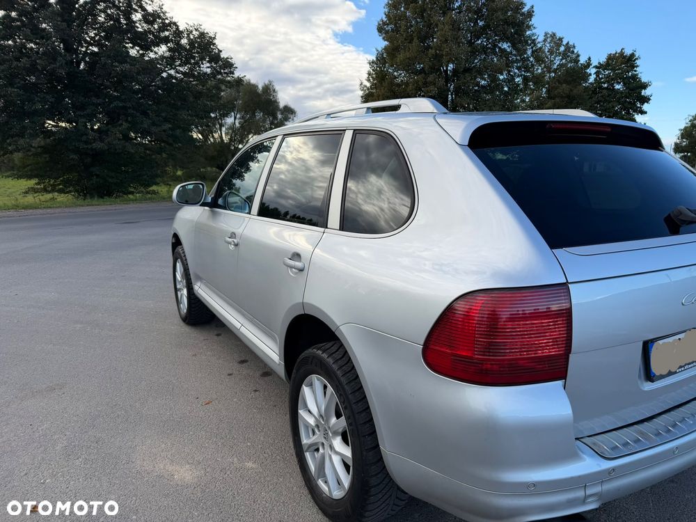 Porsche Cayenne - 30