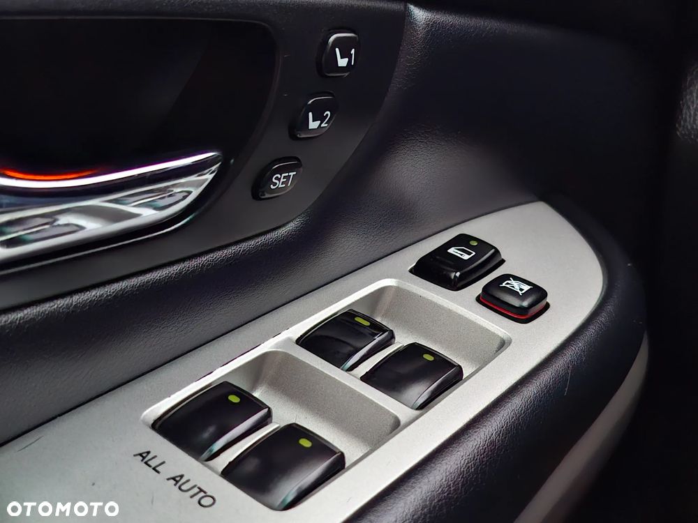 Lexus RX 400h Prestige + - 25