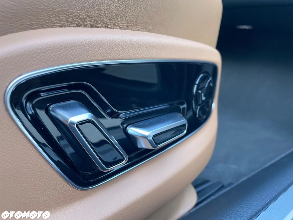 Audi A8 L 55 TFSI mHEV Quattro Tiptr - 28