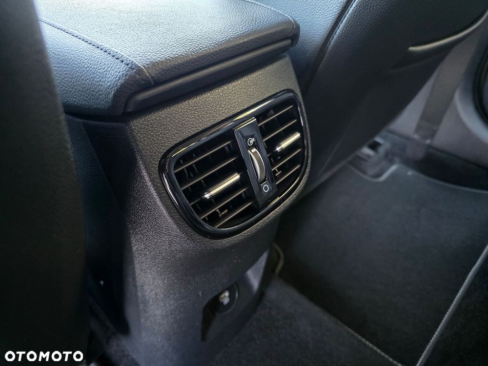 Kia XCeed - 19