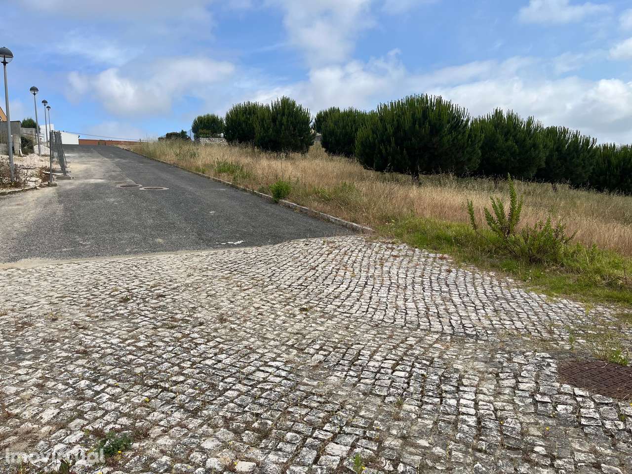 Lote de terreno urbano com 563 m2  para construção! - Grande imagem: 2/17