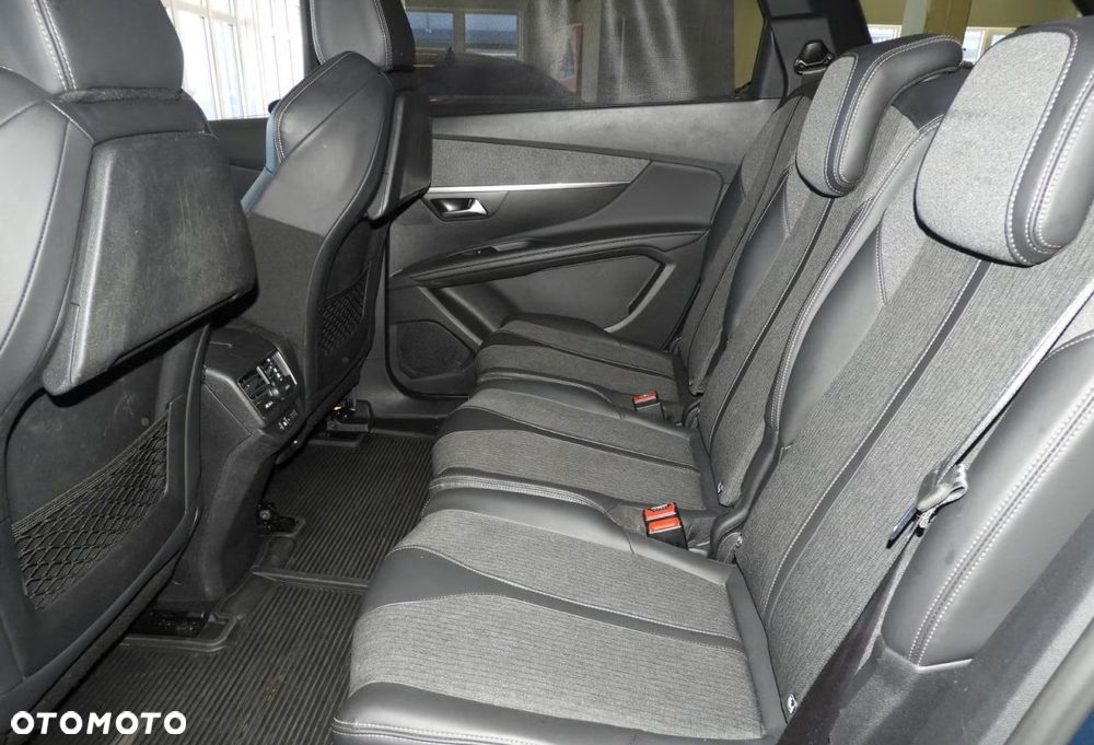 Peugeot 5008 BlueHDi 130 EAT8 GT - 24