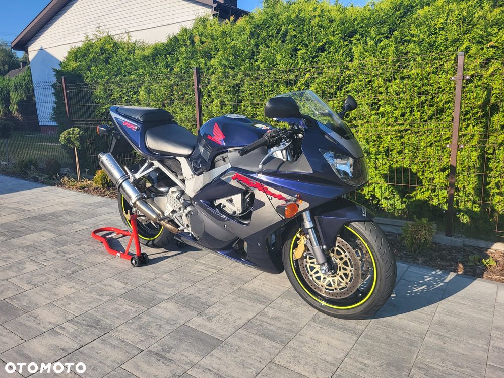 Honda CBR - 10