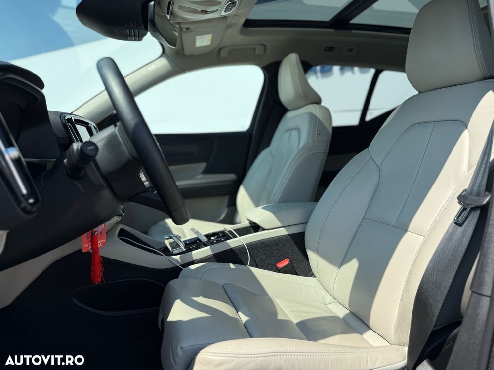 Volvo XC 40 T4 Recharge DKG Plus Bright - 13
