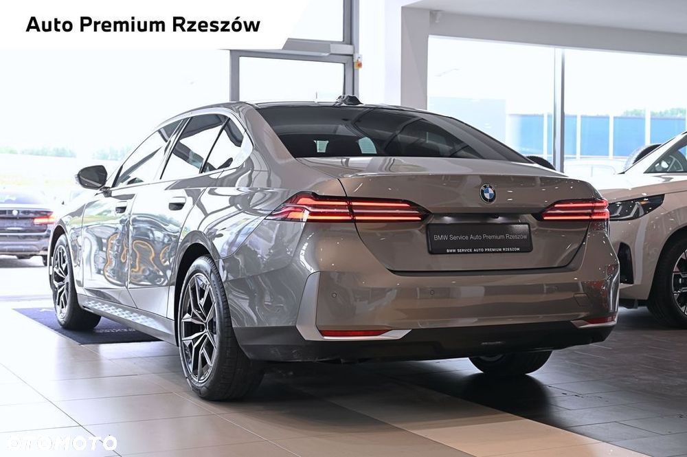 BMW Seria 5 - 22