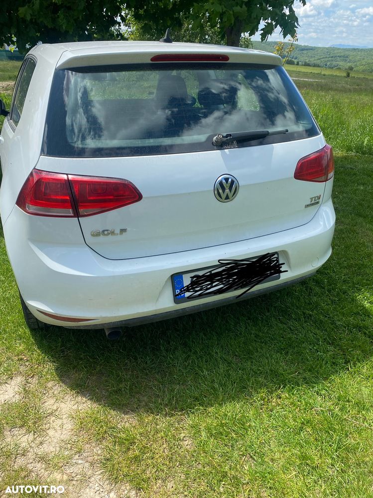 Volkswagen Golf 1.6 TDI BlueMotion Comfortline - 2