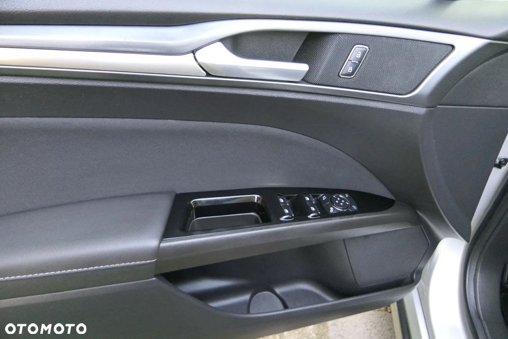 Ford Mondeo 1.5 TDCi ECOnetic Titanium - 35