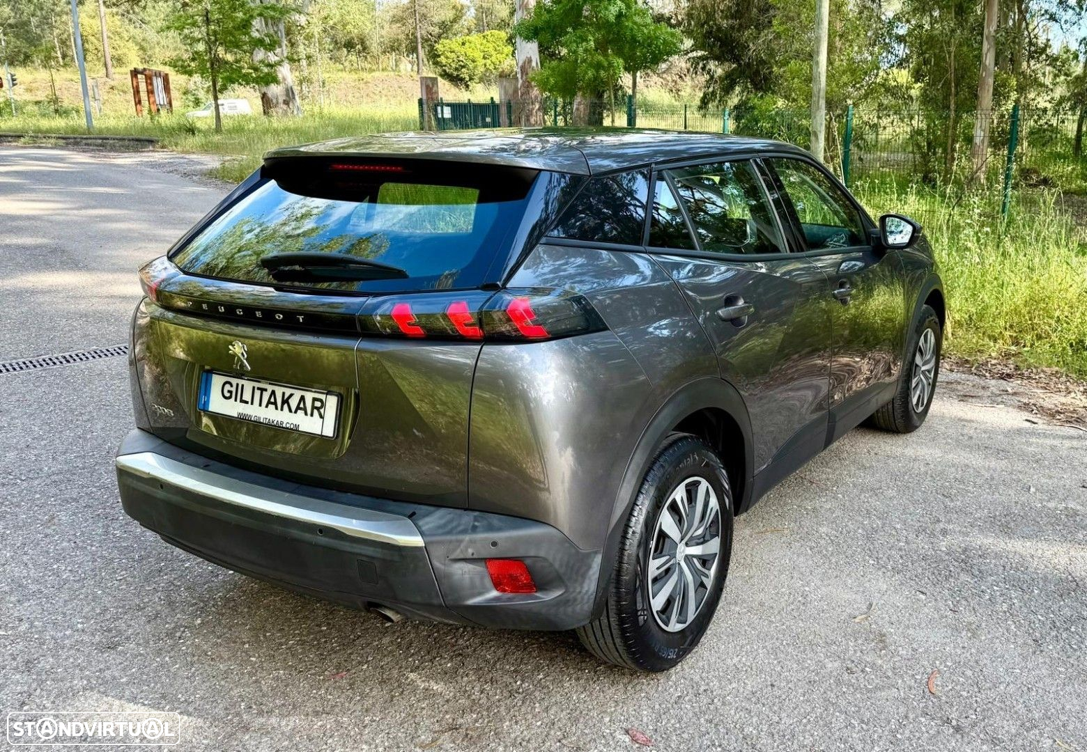 Peugeot 2008 PureTech 100 Active - 11