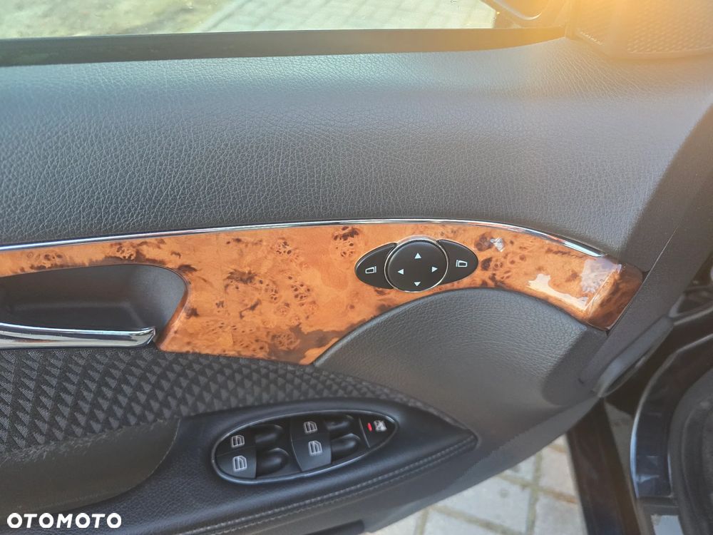 Mercedes-Benz Klasa E 280 CDI 4Matic Automatik Avantgarde DPF - 12