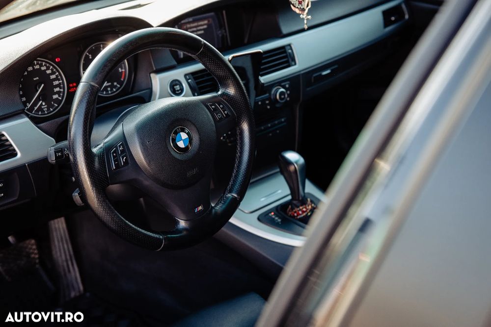 BMW Seria 3 320d DPF Aut. - 8