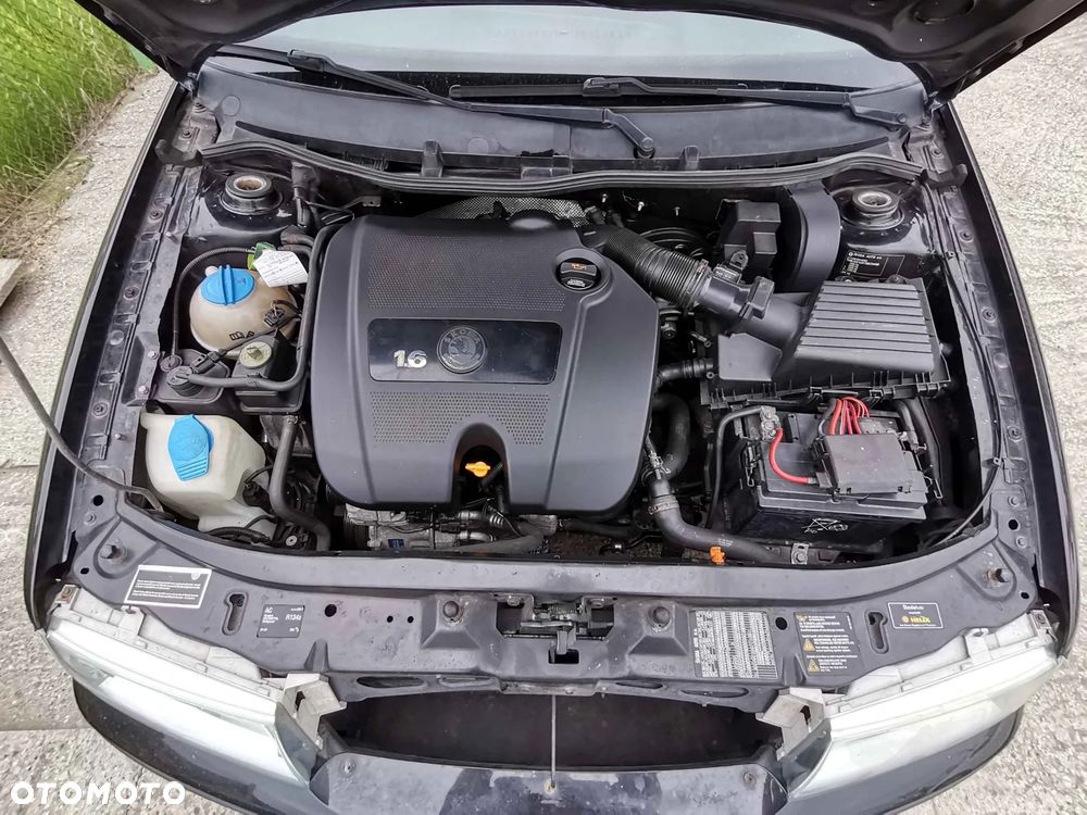 Skoda Octavia 1.6 Tour - 24