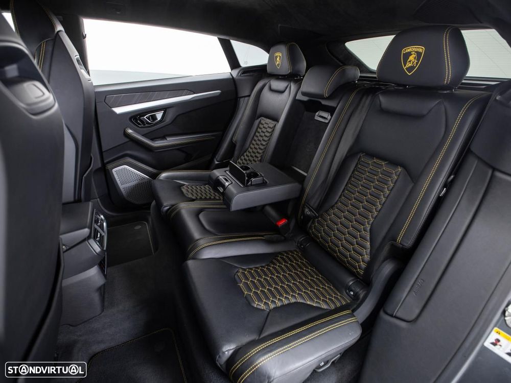 Lamborghini Urus - 11