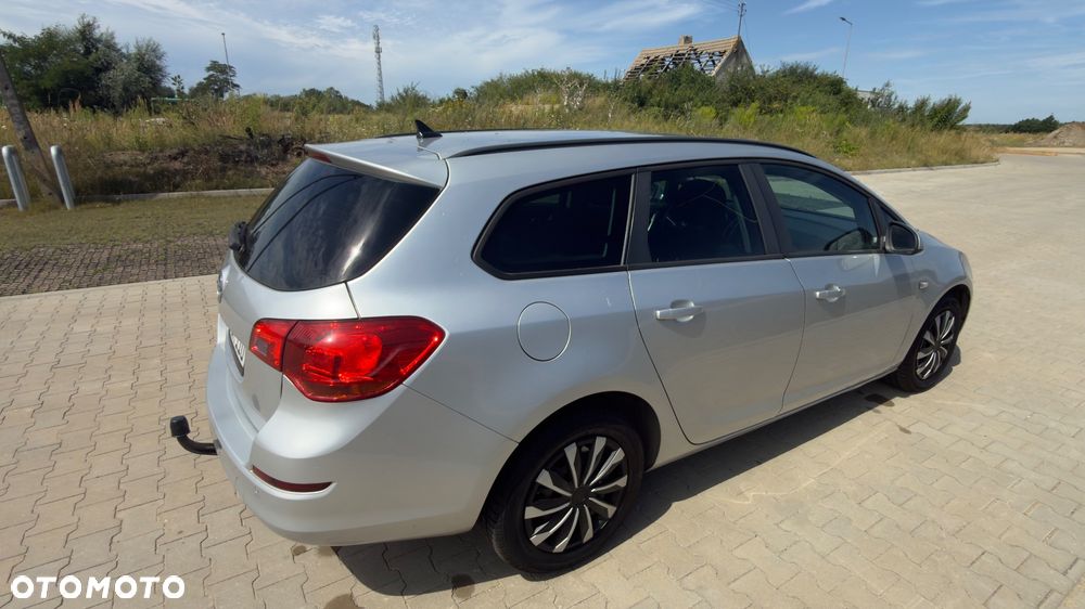 Opel Astra 1.7 CDTI DPF Color Edition - 13