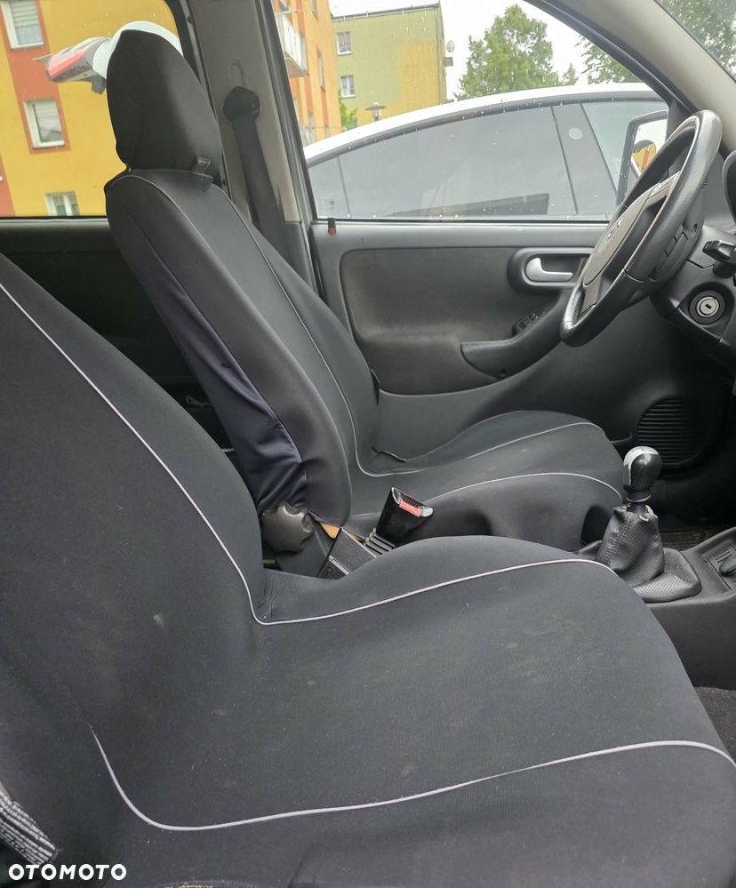 Opel Combo - 8