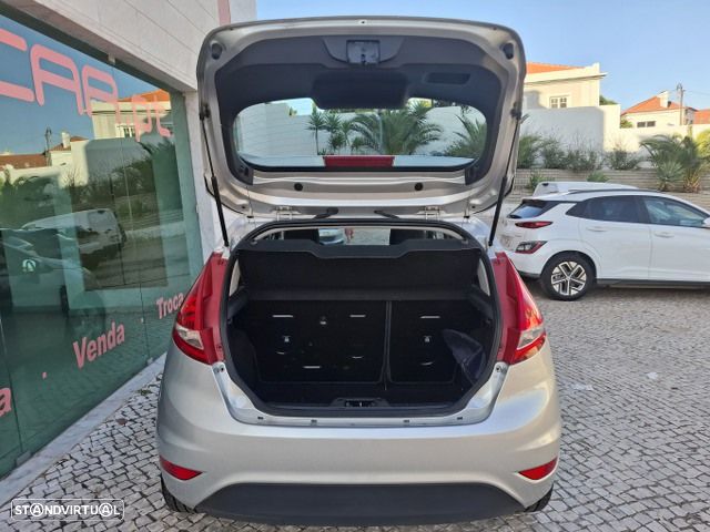 Ford Fiesta 1.25 Trend - 39