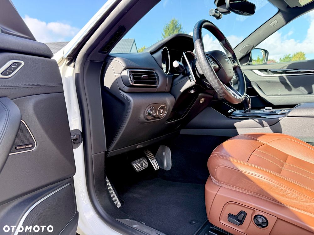 Maserati Levante Diesel - 19
