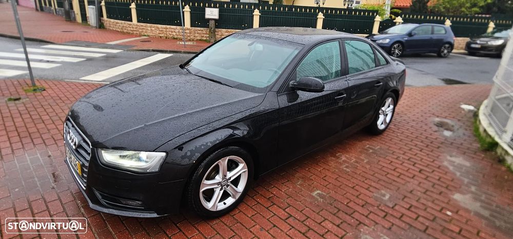 Audi A4 2.0 TDI Business Line Sport - 3