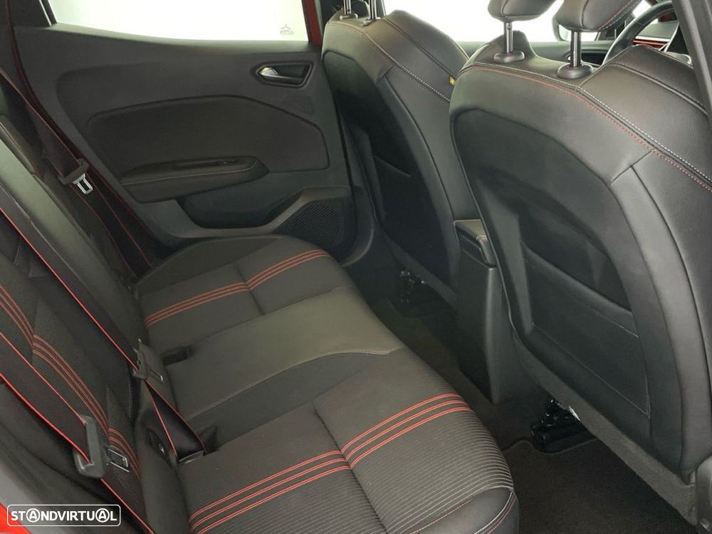 Renault Clio 1.0 TCe RS Line - 23