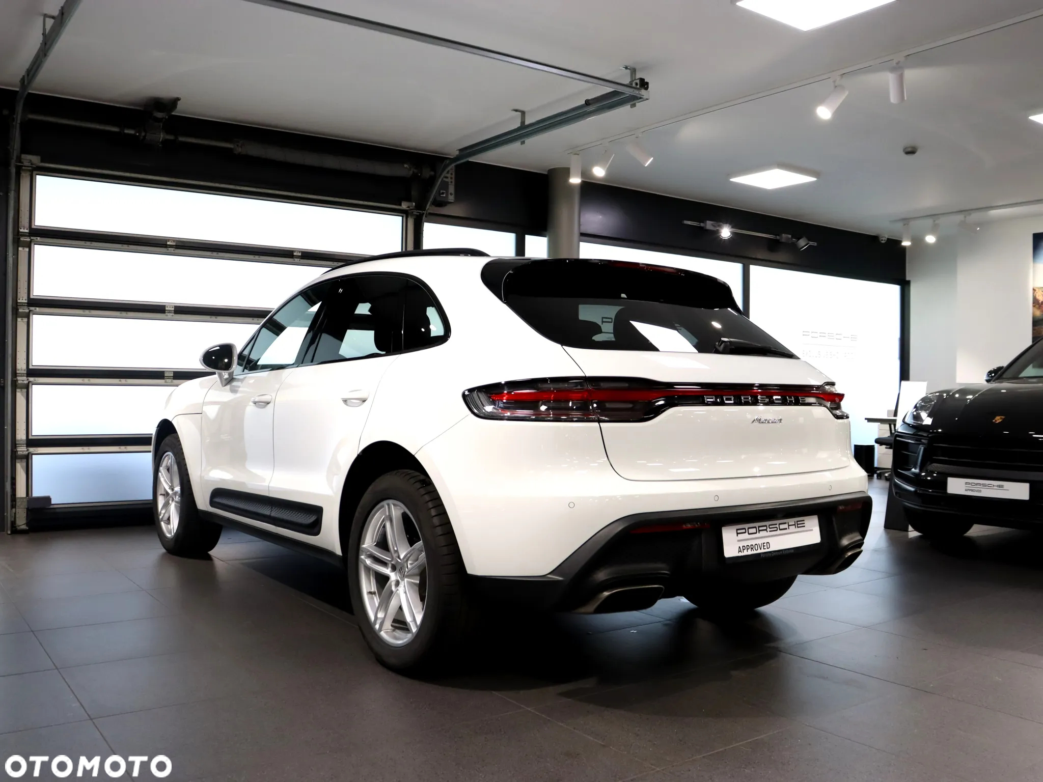 Porsche Macan Standard - 3