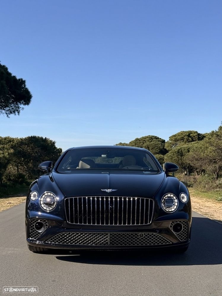 Bentley Continental V8 Azure - 3