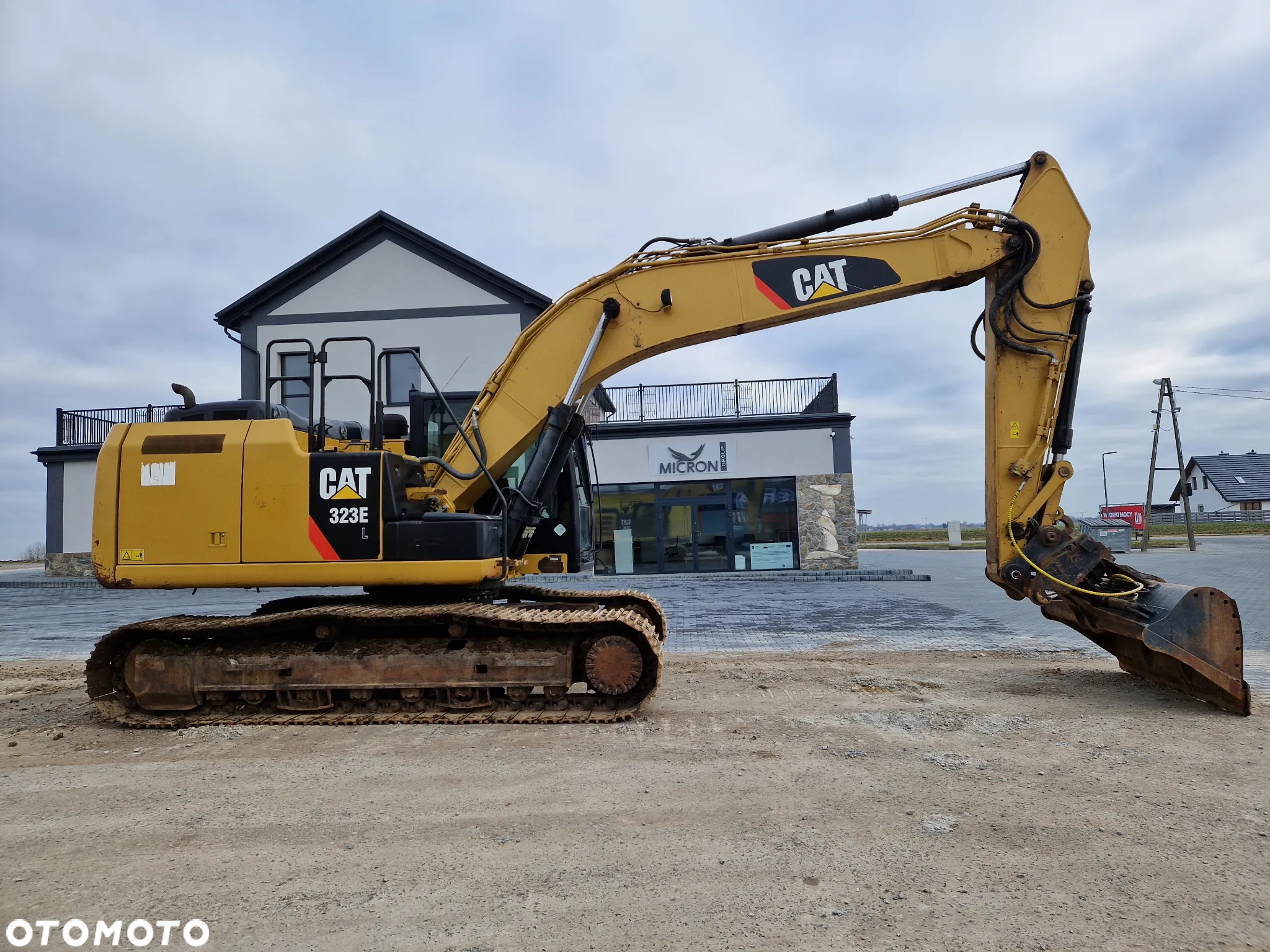 Caterpillar 323 EL - 9
