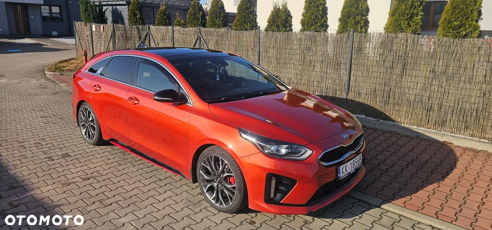 Kia ProCeed 1.6 T-GDI GT DCT - 2